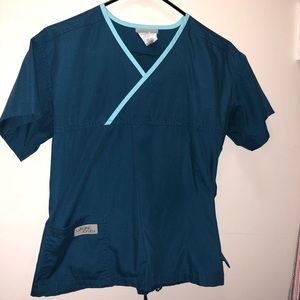 Scrubs set